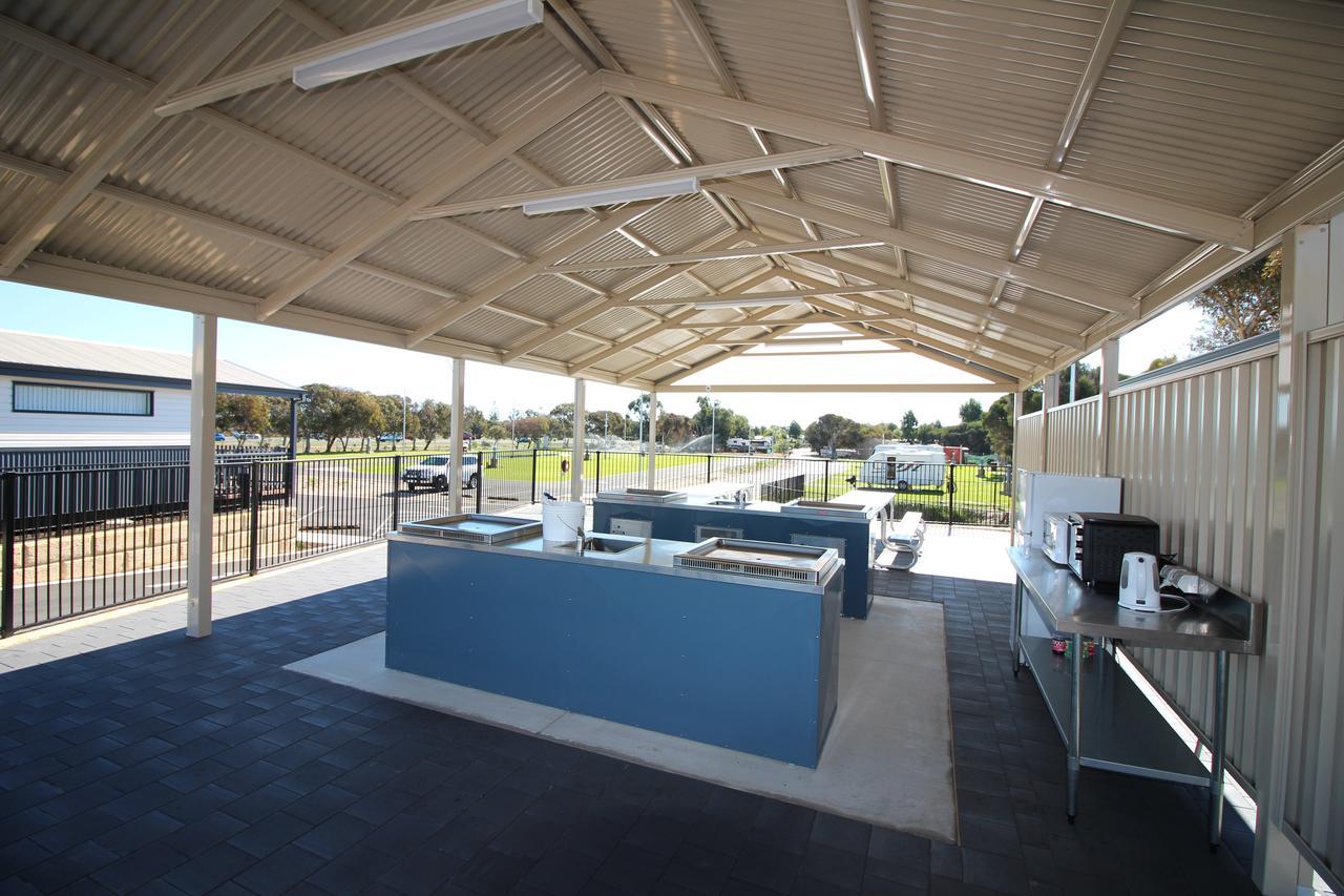 Big4 Bunbury Riverside Holiday Park Eaton Ngoại thất bức ảnh